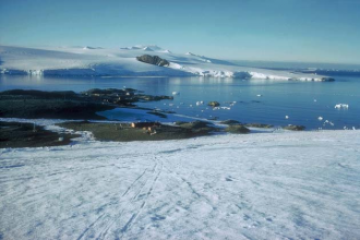 В Антарктиде есть озера, которые никогда