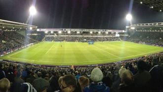 Первый матч при прожекторах состоялся 18