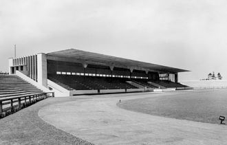 Стадион был построен в 1928 году и мог в