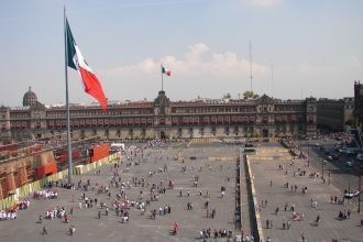 Площадь Конституции (Мехико)