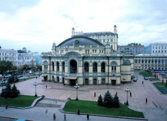 Национальная опера Украины  была основан