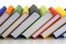 Собираем домашнюю библиотеку: 10 книг, которые обязательно должны быть на полке